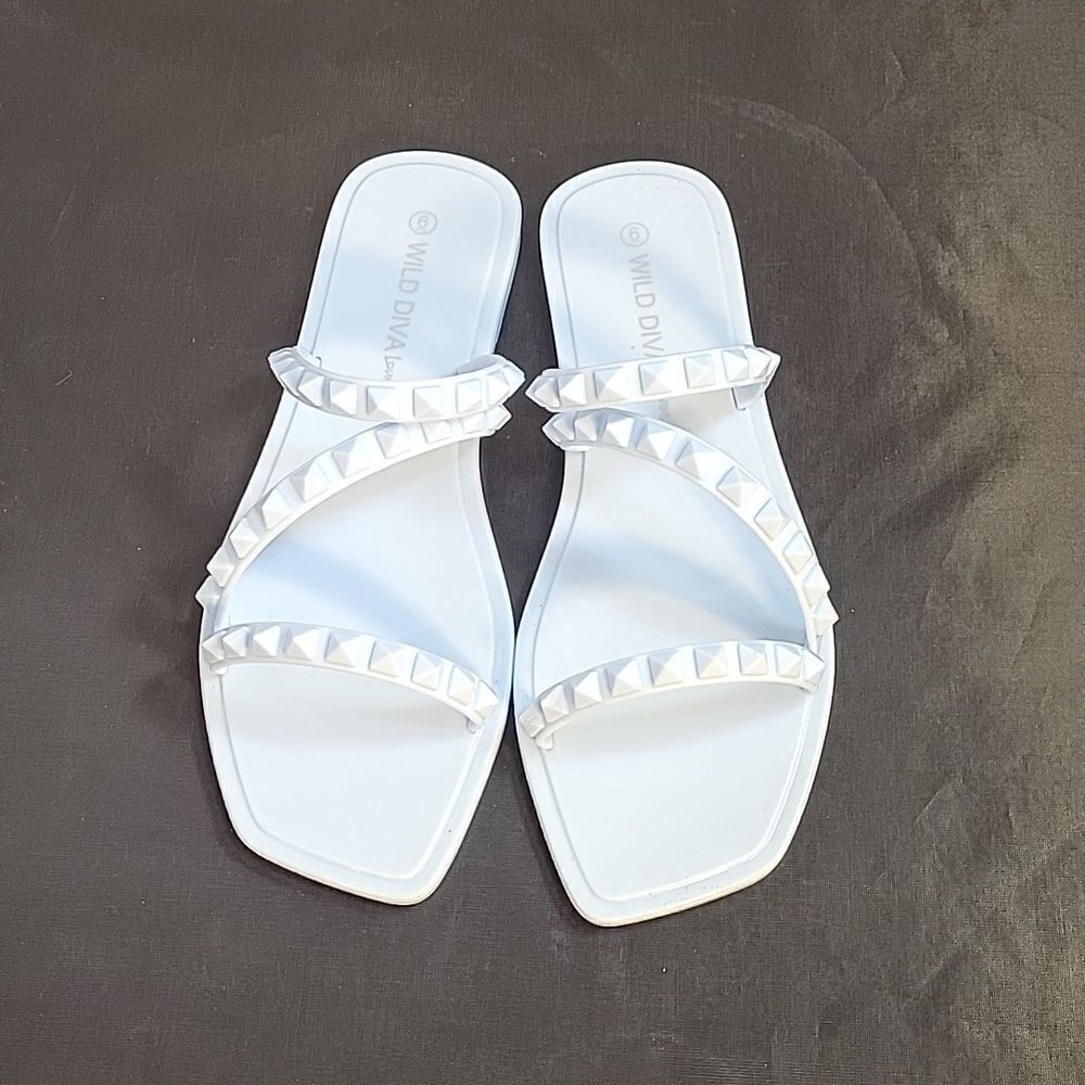 BRAND NEW WILD DIVA JELLY TRIPLE STRAP STUDDED SLIP-ON WOMEN"S SANDAL - Picture 2 of 16